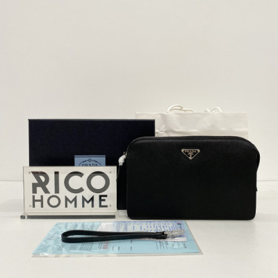 프RA다 아이코닉 트라이앵글 사파이노 가죽 클러치 (4color)