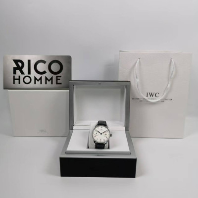 IW* 포르투기저 크로노그래프 신형 흰판&골드핸즈 레더스트랩 41mm 1:1 최상급 (싱크 98.6%)