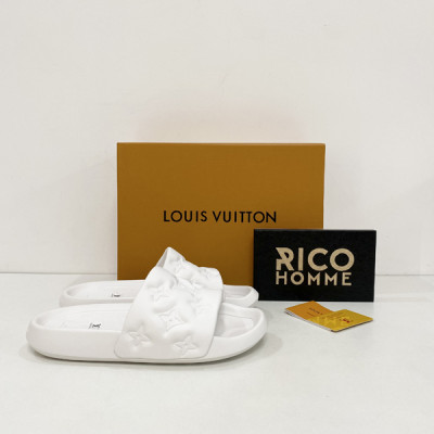 루이B통 엠보싱 워터프런트 뮬 (2color)