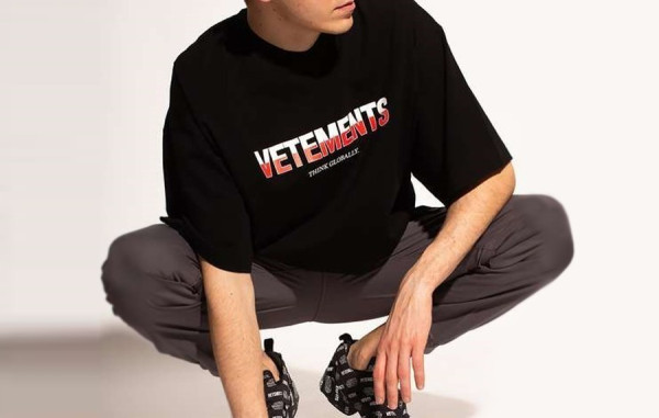 V.T.M 폴란드 로고 반팔티 (PREMIUM)