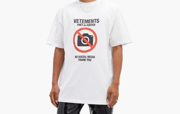 V.T.M PRET-A-PORTER 반팔티셔츠 (PREMIUM)