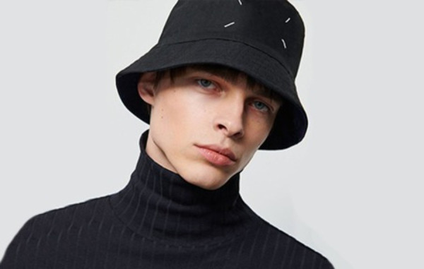 마르지L라 고인치 버킷햇