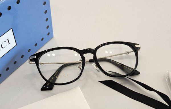 9찌 로고 템플 오벌 안경테 (HIGH QUALITY)