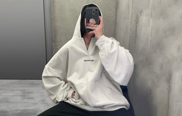 발렌시A가 백 폴로 페이디드 후드티셔츠 (PREMIUM)